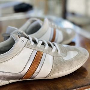 Louis Vuitton Men sneaker size uk 7